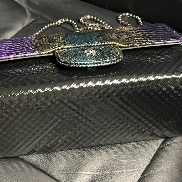 Multicolor Python-Embossed Chain Shoulder Bag - Picture 5 of 5